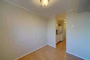 8513 Falls Run Rd, Ellicott City, MD 21043 - Photo 11