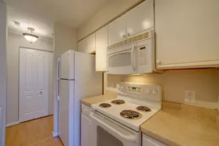 8513 Falls Run Rd, Ellicott City, MD 21043 - Photo 15