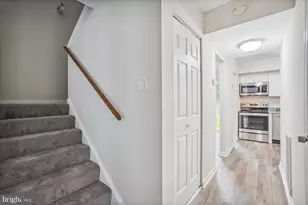 8857 Tamebird Ct, Columbia, MD 21045 - Photo 17