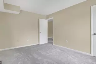 9653 White Acre Rd, Columbia, MD 21045 - Photo 15