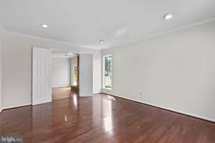 10035 Reed Ln, Ellicott City, MD 21042 - Photo 11