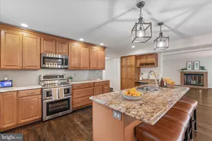 12135 Little Patuxent Pkwy, Columbia, MD 21044 - Photo 17