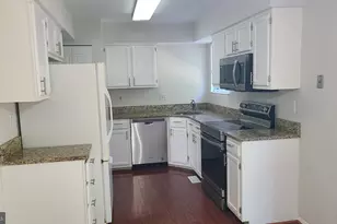 8113 Wooded Glen Ct, Ellicott City, MD 21043 - Photo 11