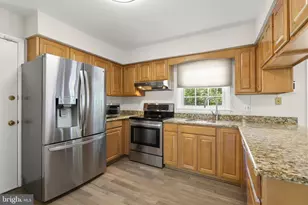 8085 Woodloo Dr NE, Ellicott City, MD 21043 - Photo 19