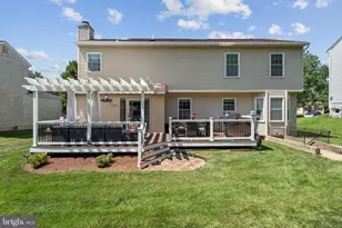 6208 Greenleaf Ln E, Elkridge, MD 21075 - Photo 3