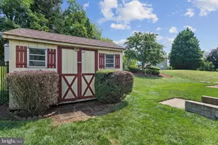 6208 Greenleaf Ln E, Elkridge, MD 21075 - Photo 9