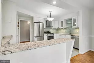 10085 Windstream Dr, Columbia, MD 21044 - Photo 9