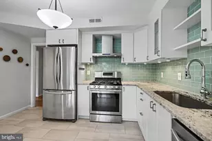 10085 Windstream Dr, Columbia, MD 21044 - Photo 5