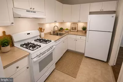 10850 Green Mountain Circle #303, Columbia, MD 21044 - Photo 7