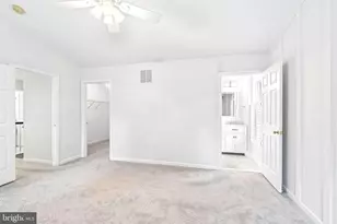 7239 Lyndsey Way, Elkridge, MD 21075 - Photo 17