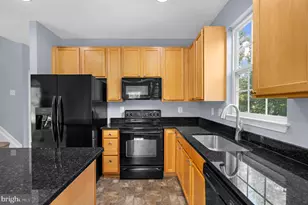7615 Tall Pin Oak Dr, Elkridge, MD 21075 - Photo 17