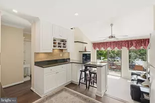 5610 Vantage Point Rd, Columbia, MD 21044 - Photo 5