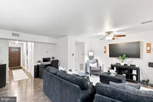 5790 Alderleaf Pl, Columbia, MD 21045 - Photo 9