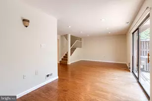 10564 Cross Fox Ln, Columbia, MD 21044 - Photo 3