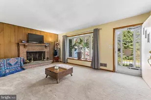 8405 Jopenda Dr, Ellicott City, MD 21043 - Photo 3