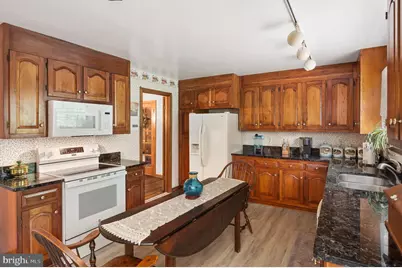 1710 Heatherwood Way, Sykesville, MD 21784 - Photo 11