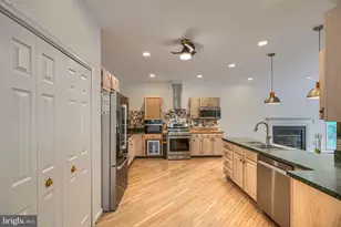 5161 Harpers Farm Rd, Columbia, MD 21044 - Photo 23