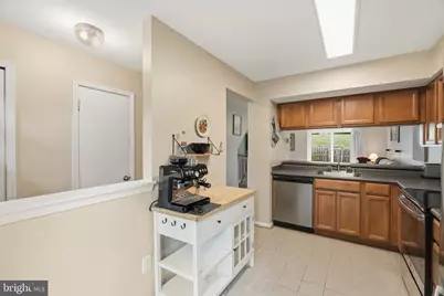 8805 Willowwood Way, Jessup, MD 20794 - Photo 7