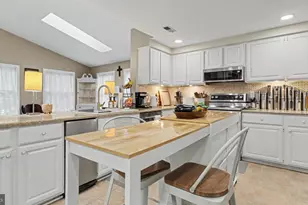 8502 Dark Hawk Cir, Columbia, MD 21045 - Photo 17