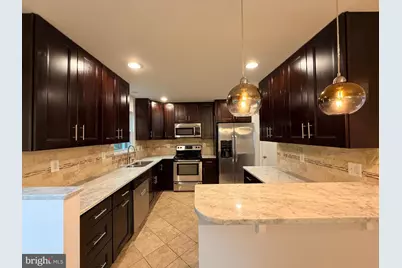 10400 Maywind Court, Columbia, MD 21044 - Photo 7