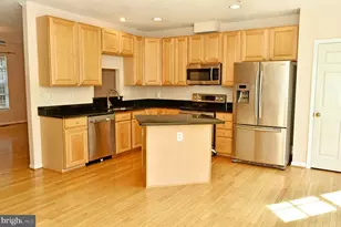 7005 Cradlerock Farm Ct, Columbia, MD 21045 - Photo 3
