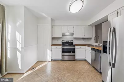 9632 Hadleigh Court, Laurel, MD 20723 - Photo 17