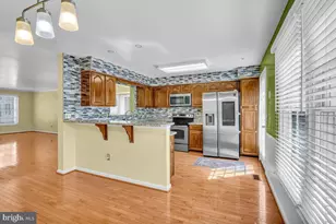 9354 Sombersby Ct, Laurel, MD 20723 - Photo 7