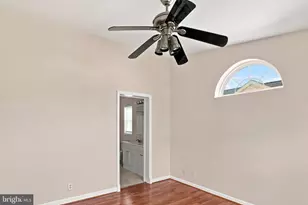 7661 Bluff Point Ln, Elkridge, MD 21075 - Photo 15