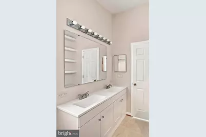 7661 Bluff Point Lane, Elkridge, MD 21075 - Photo 17