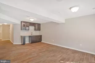 9612 Hammonds Overlook Ct, Laurel, MD 20723 - Photo 7