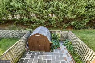 5707 Goldfinch Ct, Ellicott City, MD 21043 - Photo 21