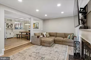 7737 Chatfield Ln, Ellicott City, MD 21043 - Photo 13