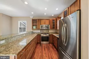8504 Hill St, Ellicott City, MD 21043 - Photo 11