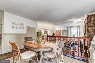 8469 Hill St, Ellicott City, MD 21043 - Photo 13