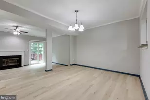 7717 Heatherside Ln, Ellicott City, MD 21043 - Photo 11