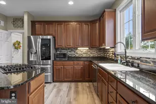 5323 Grovemont Dr, Elkridge, MD 21075 - Photo 17