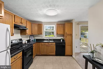 5586 Hunting Horn Drive Drive, Ellicott City, MD 21043 - Photo 13