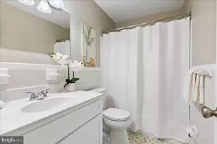 8117 Woodloo Ct, Ellicott City, MD 21043 - Photo 17