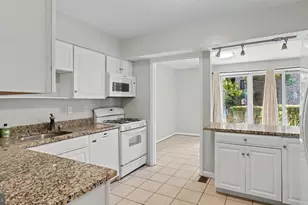 10101 Windstream Dr, Columbia, MD 21044 - Photo 5