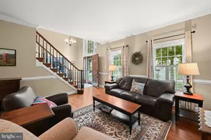 10305 Greenbriar Ct, Ellicott City, MD 21042 - Photo 7