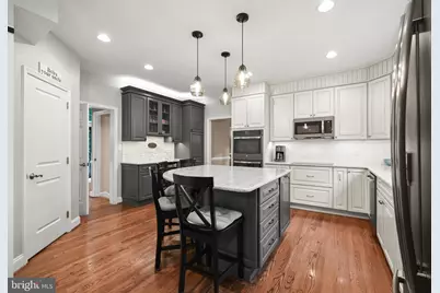 10305 Greenbriar Court, Ellicott City, MD 21042 - Photo 13