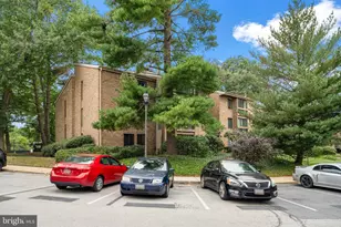 10528 Cross Fox Ln, Columbia, MD 21044 - Photo 3