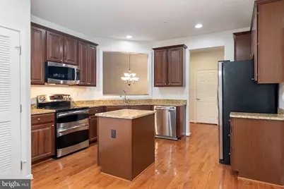 2372 Adam David Way, Marriottsville, MD 21104 - Photo 7