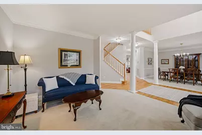 8208 Michaels Rdg, Ellicott City, MD 21043 - Photo 9