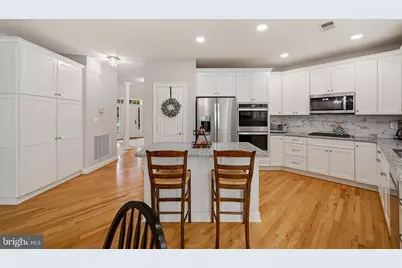 8208 Michaels Rdg, Ellicott City, MD 21043 - Photo 21