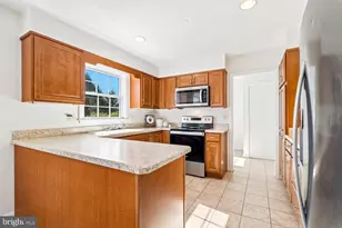 9329 Joey Dr, Ellicott City, MD 21042 - Photo 25