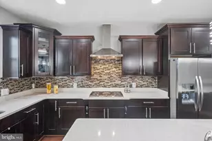 5911 Logans Way, Ellicott City, MD 21043 - Photo 23