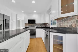 9392 Sewall Ave, Laurel, MD 20723 - Photo 9