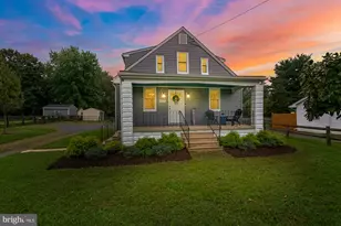 16721 Frederick Rd, Mount Airy, MD 21771 - Photo 1