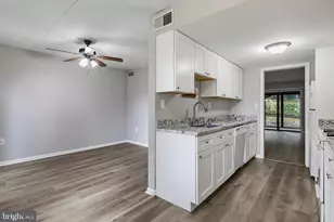 5247 W Running Brook Rd, Columbia, MD 21044 - Photo 5
